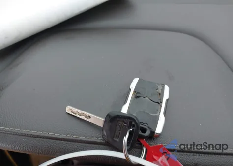 2015 GMC Sierra 1500 Slt z USA, uszkodzony, nr VIN 1GTV2VEC9FZ157658